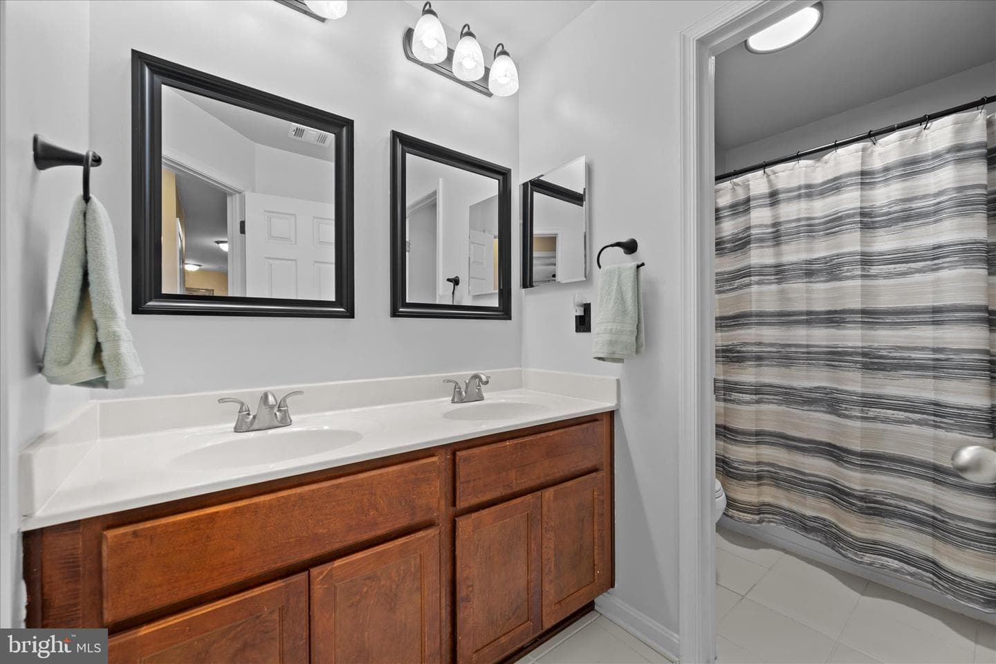403 Richard Roberts Street photo 47