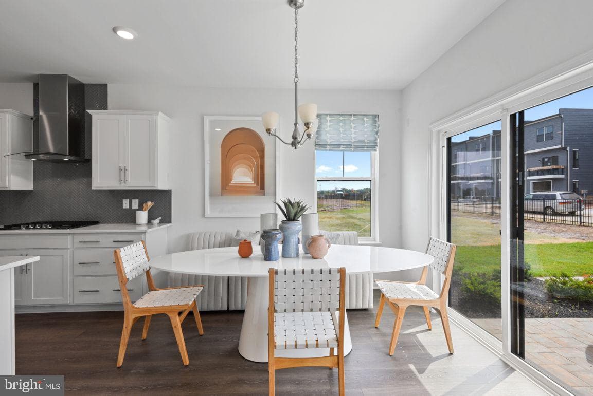 473 Ensemble Way photo 10