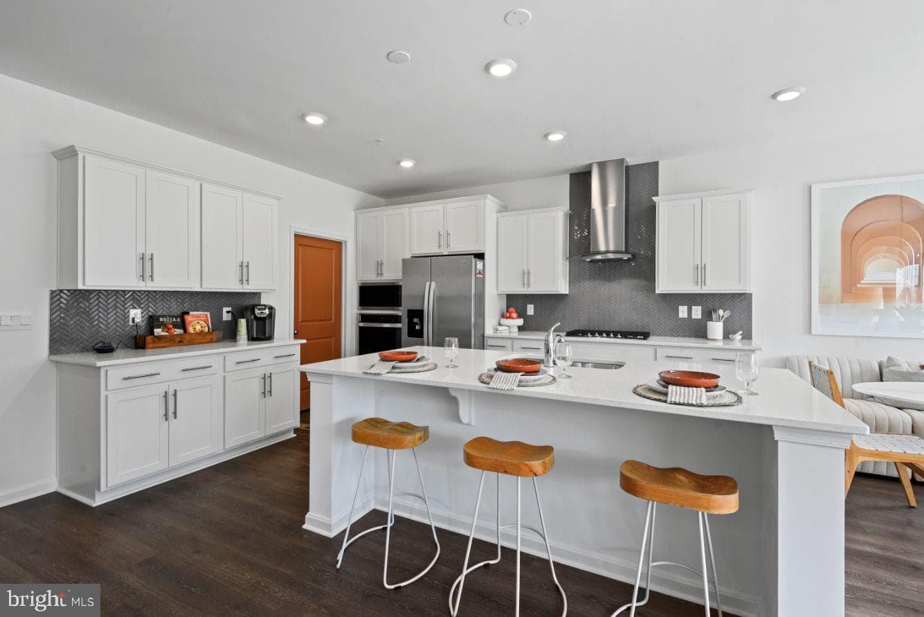 473 Ensemble Way photo 9