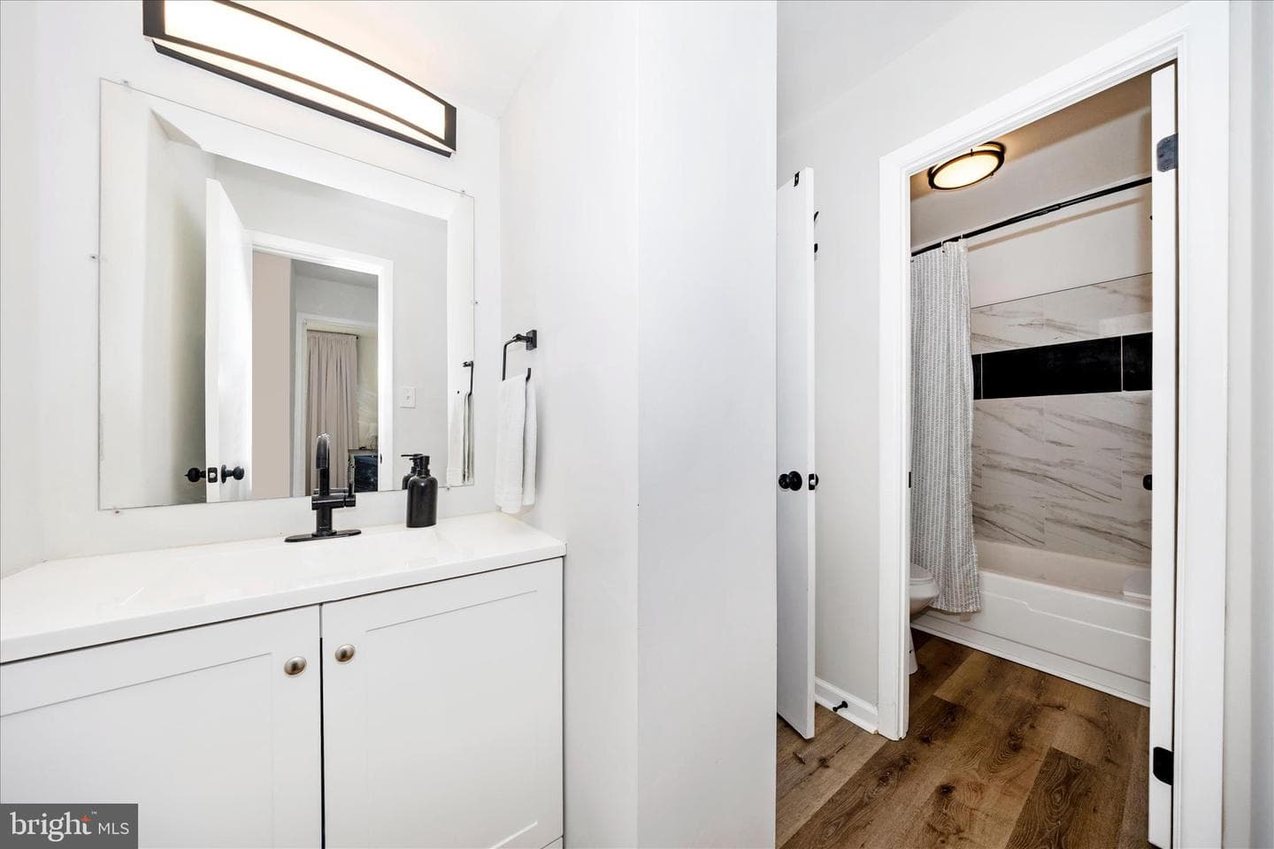 8796 Discovery Boulevard photo 28