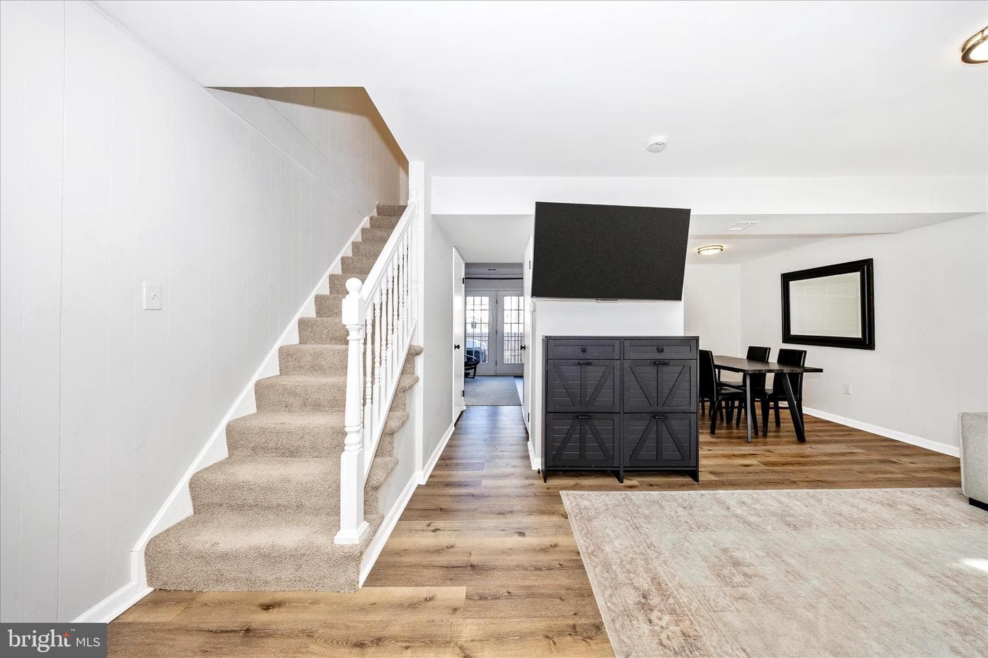 8796 Discovery Boulevard photo 4