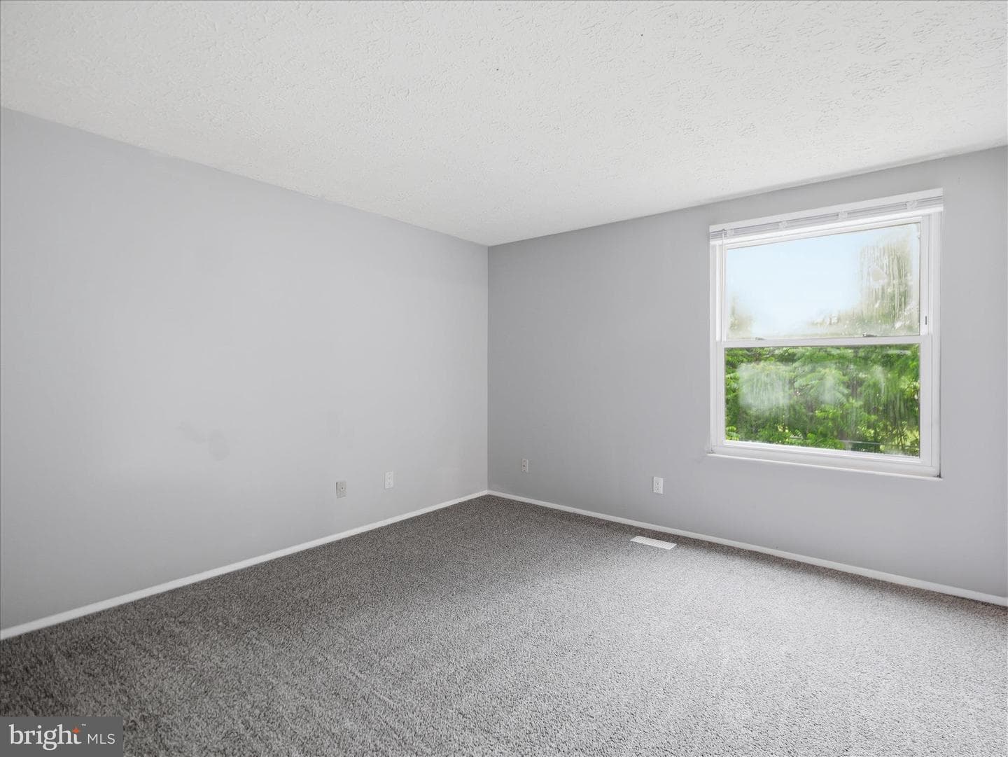 358 Prospect Boulevard photo 18