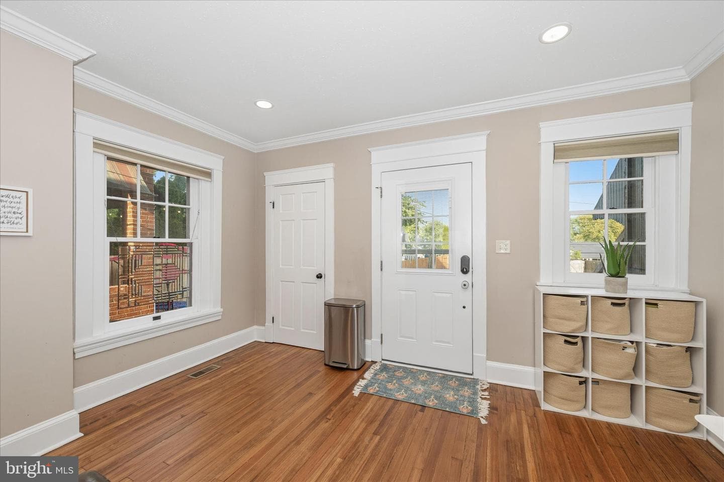 1190 N Market Street photo 21