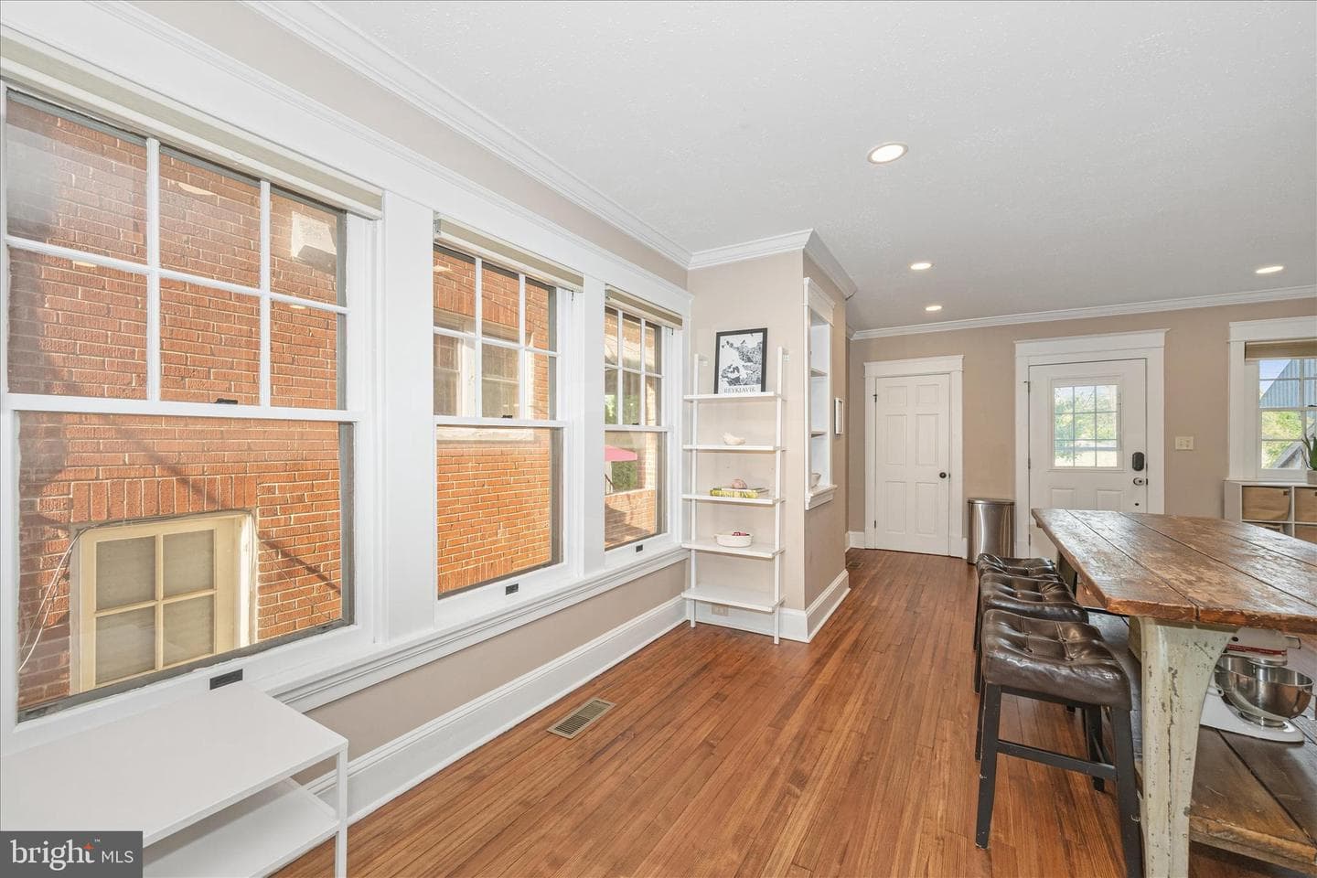 1190 N Market Street photo 9