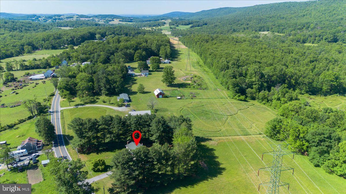 13806 Wolfsville Road photo 30