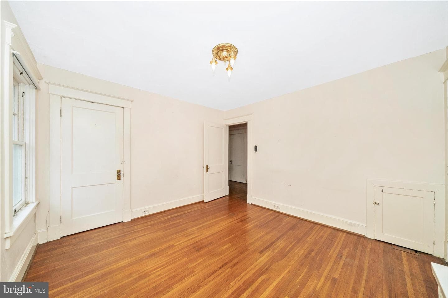 523 W Potomac Street photo 35