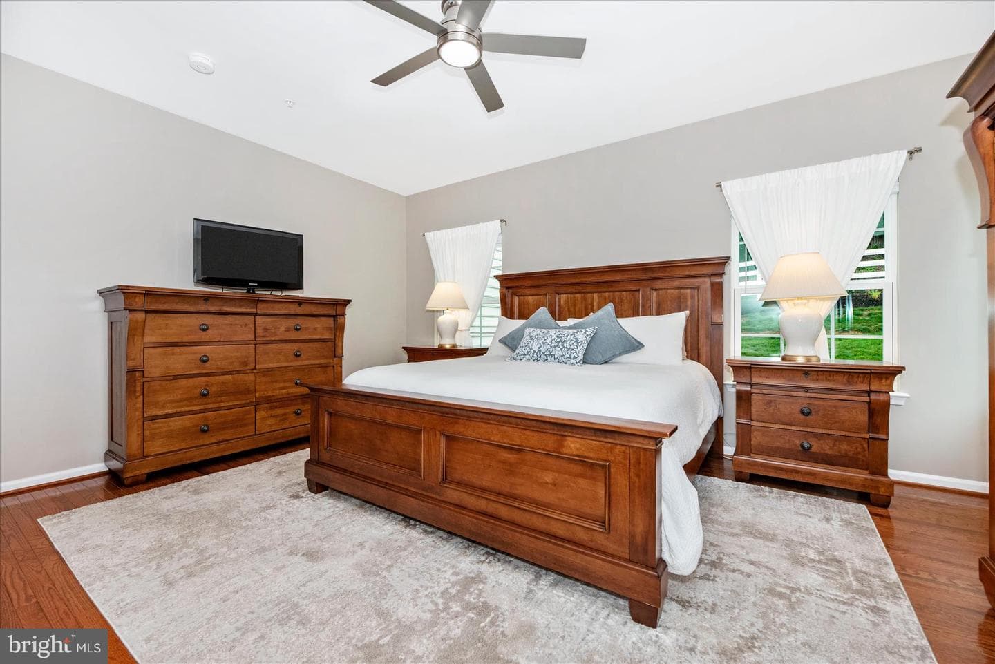 4714 De Invierno Way photo 22