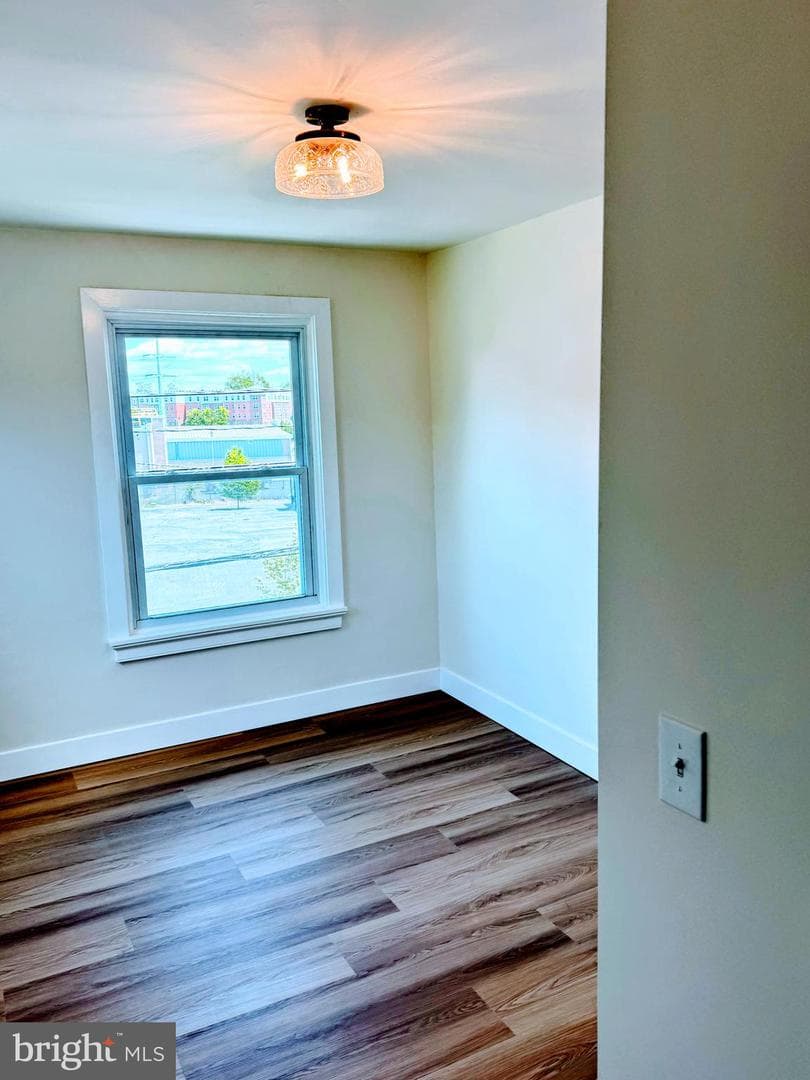 7 N Wisner Street photo 15