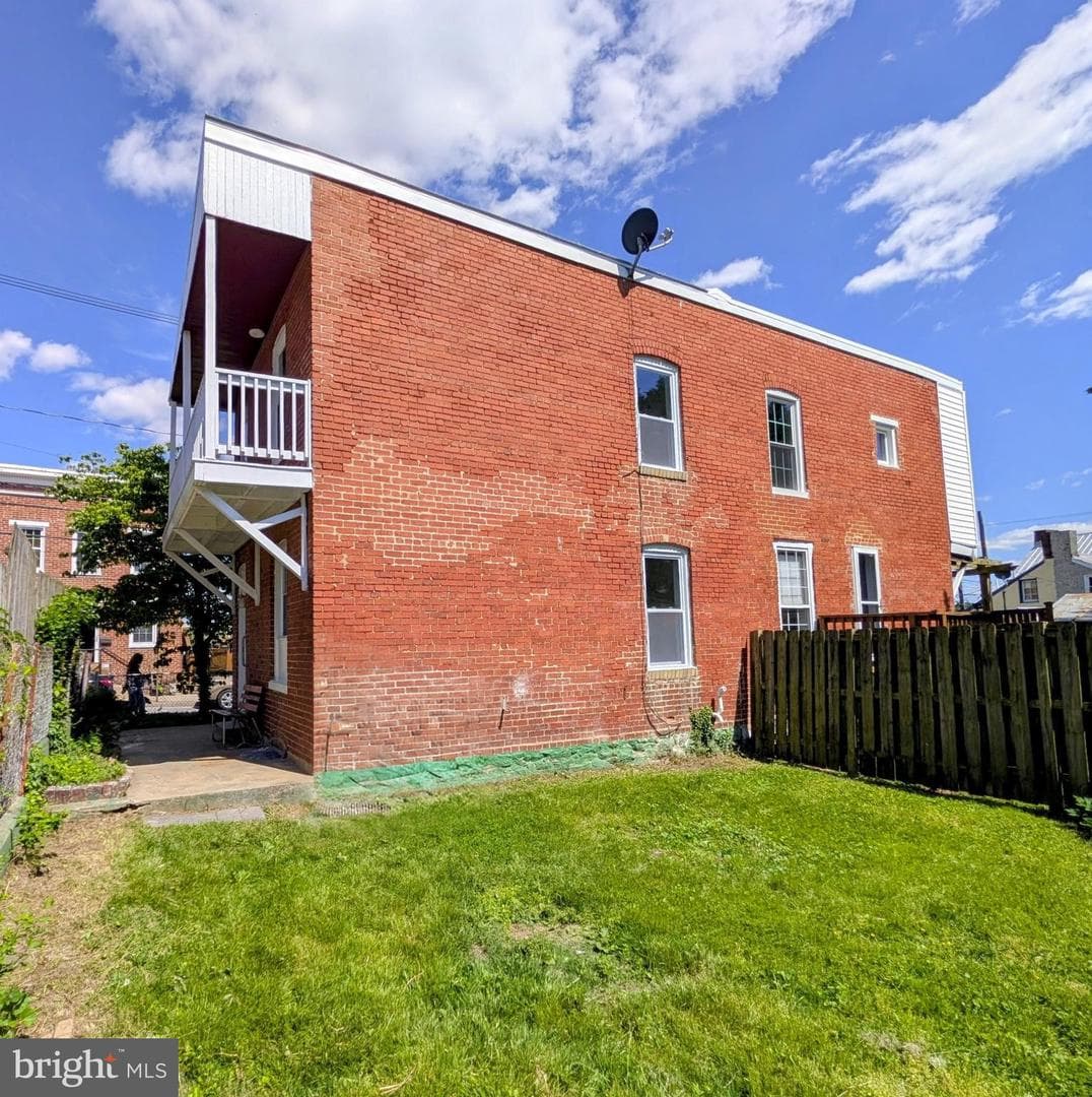 7 N Wisner Street photo 22