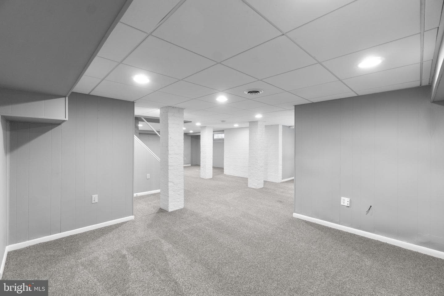 305 College Place photo 46