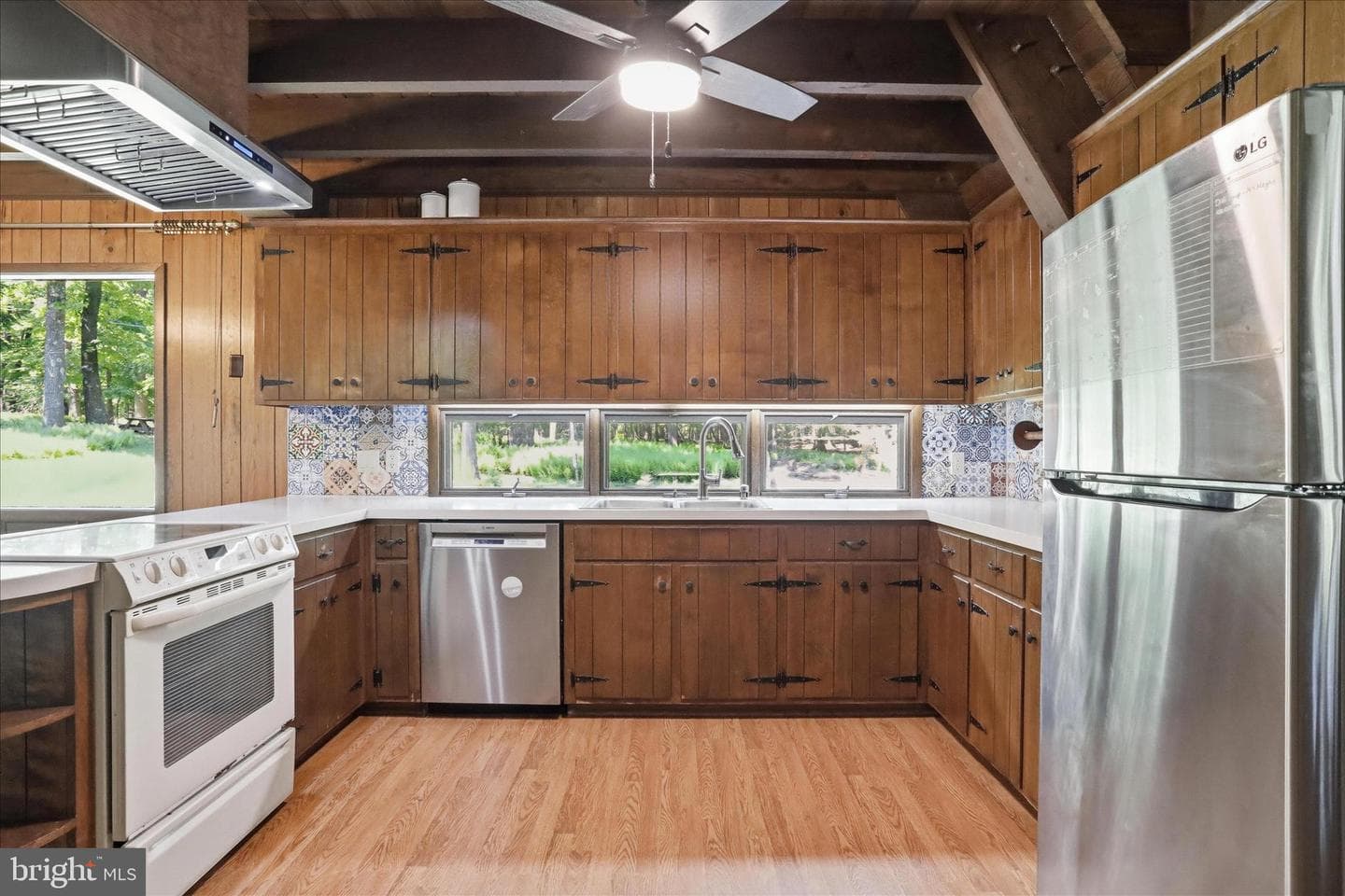 8209 Gambrill Park Road photo 10