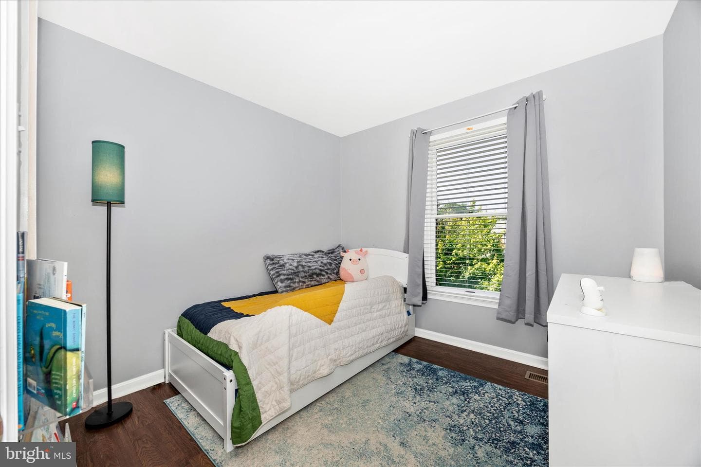 2412 Dunmore Court photo 21