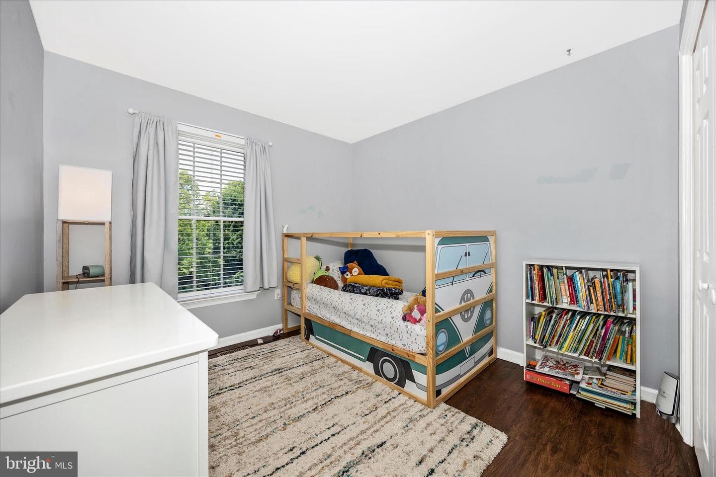 2412 Dunmore Court photo 23