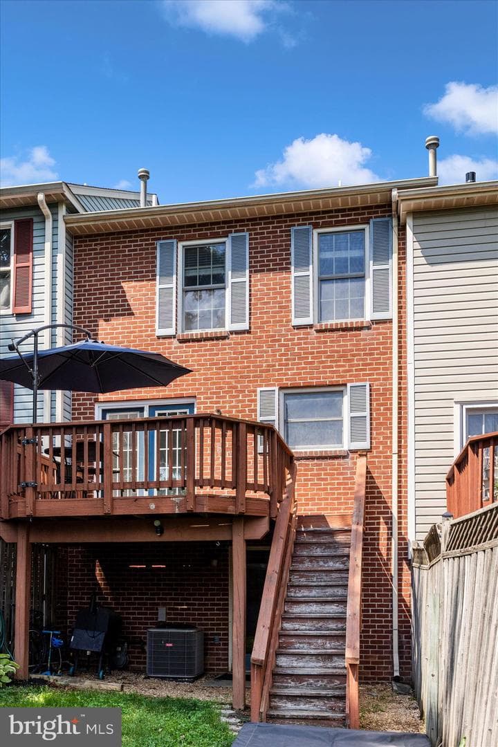 2412 Dunmore Court photo 38
