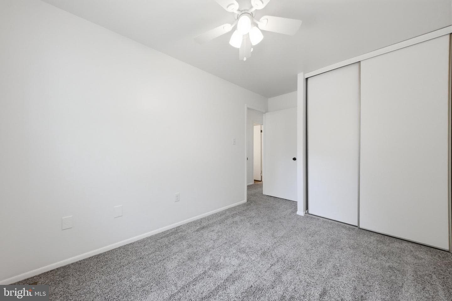 177 Stonegate Drive photo 32