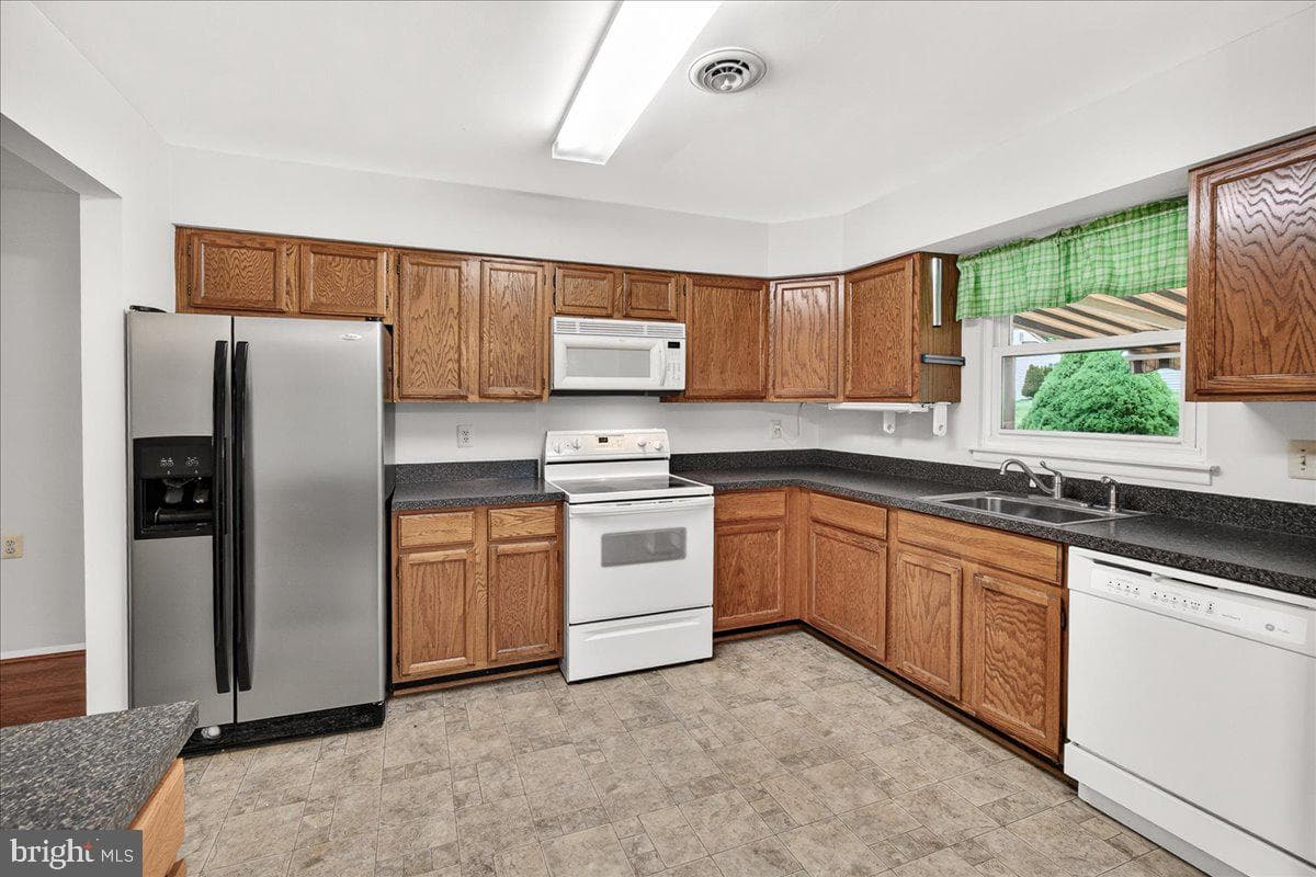 5790 Box Elder Court photo 33