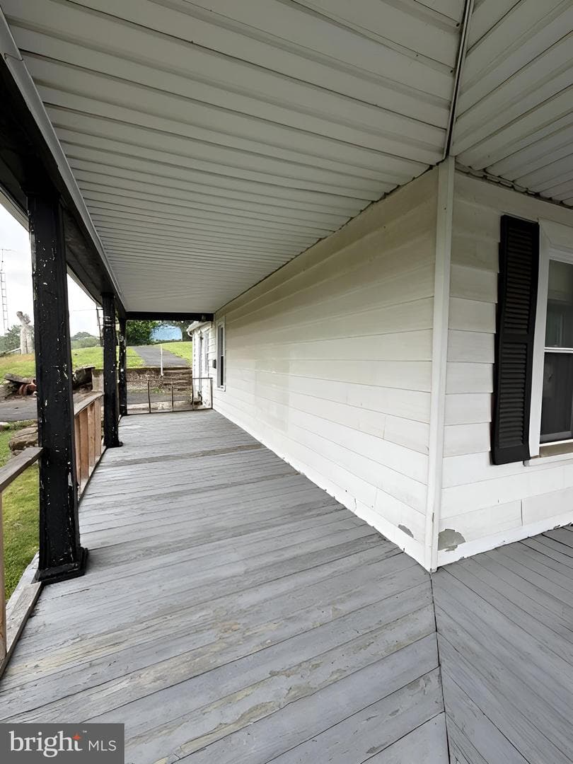 805 E B Street photo 5