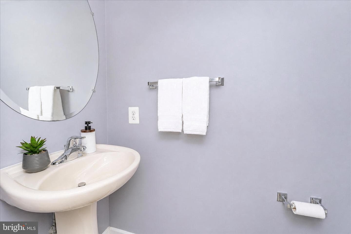6976 Meadowpoint Terrace photo 24