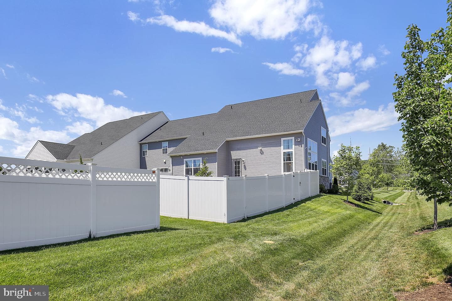 2820 Heartland Circle photo 41