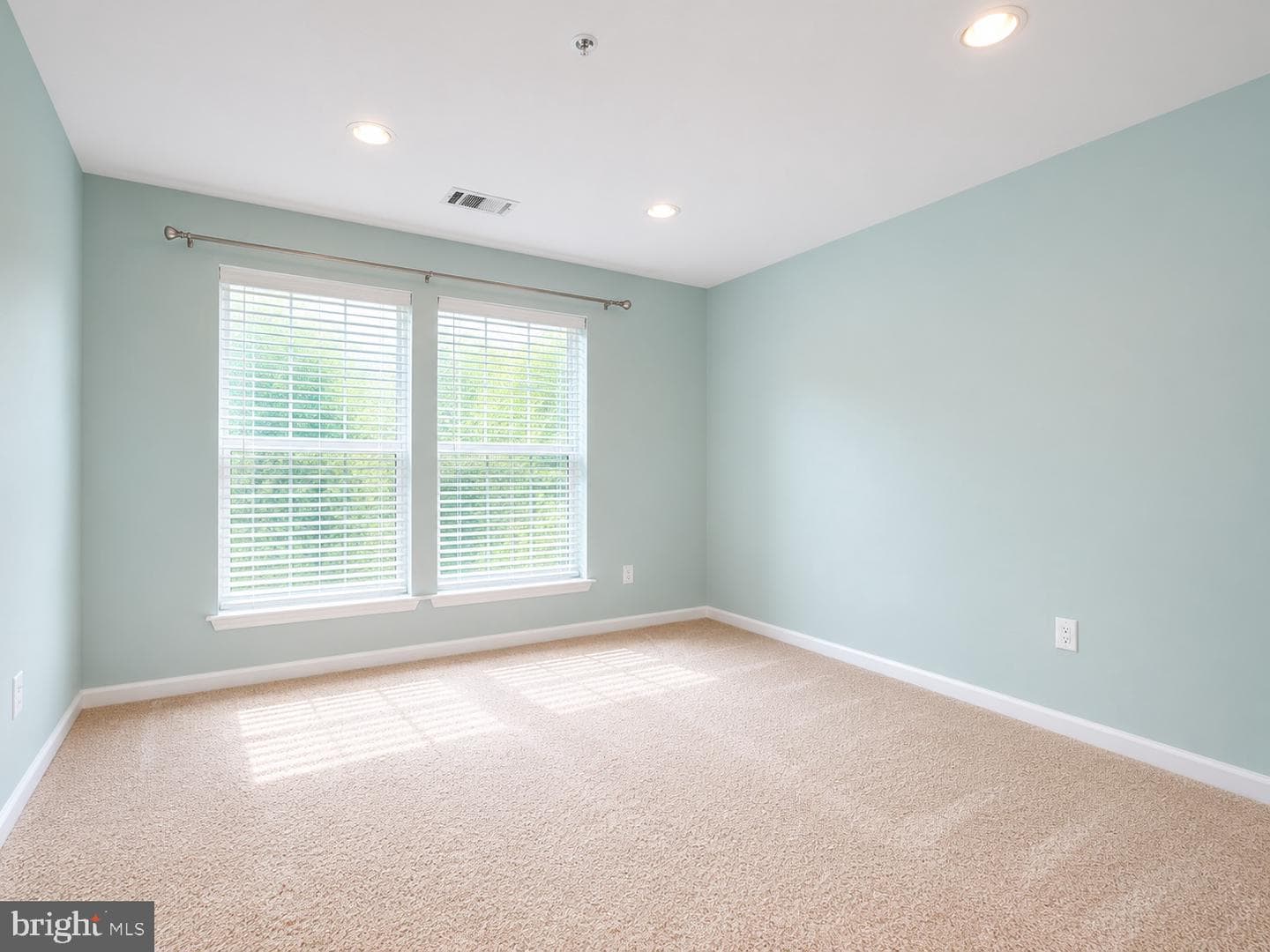 3544 Winthrop Lane photo 11