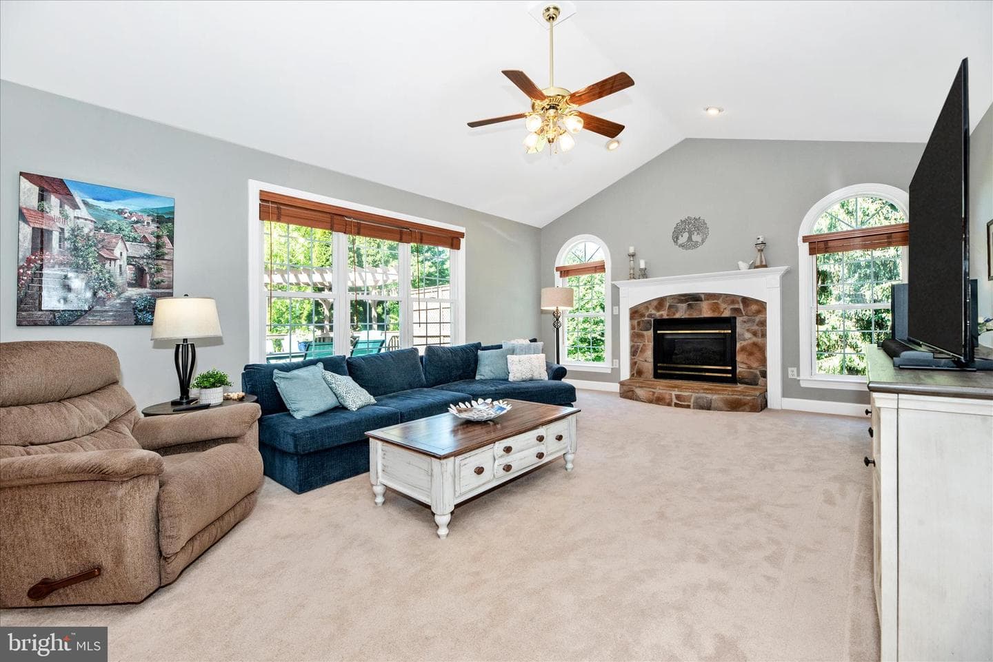 3045 Averley Road photo 3
