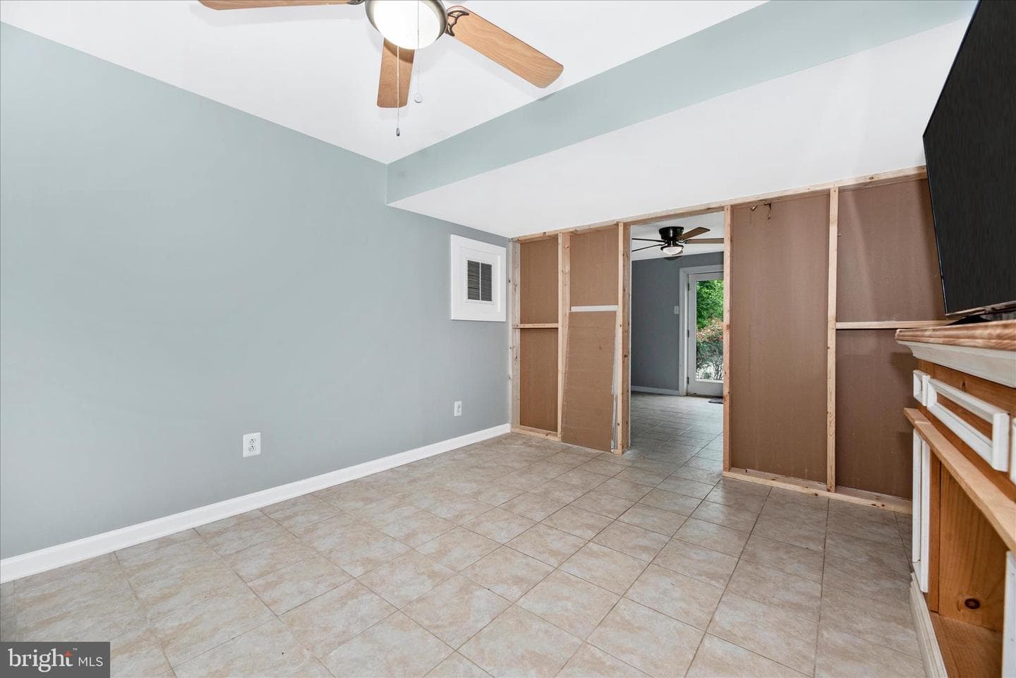 825 2nd Avenue photo 32