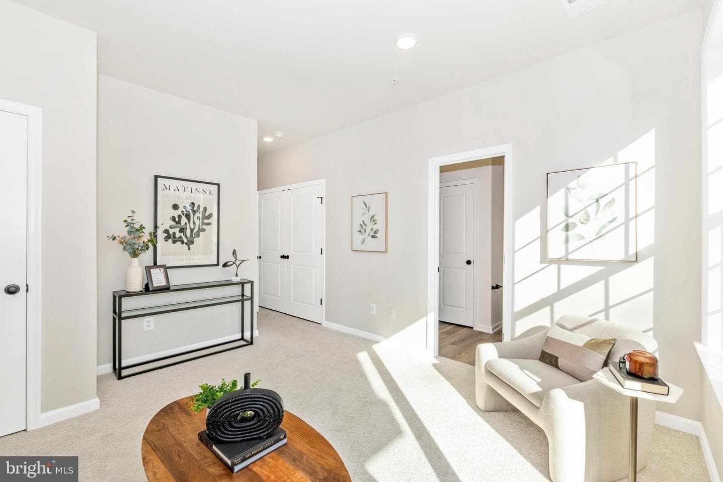 308d Baughmans Lane photo 3