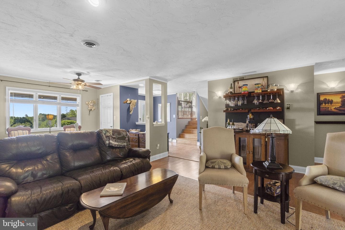 13724 Hillside Avenue photo 16