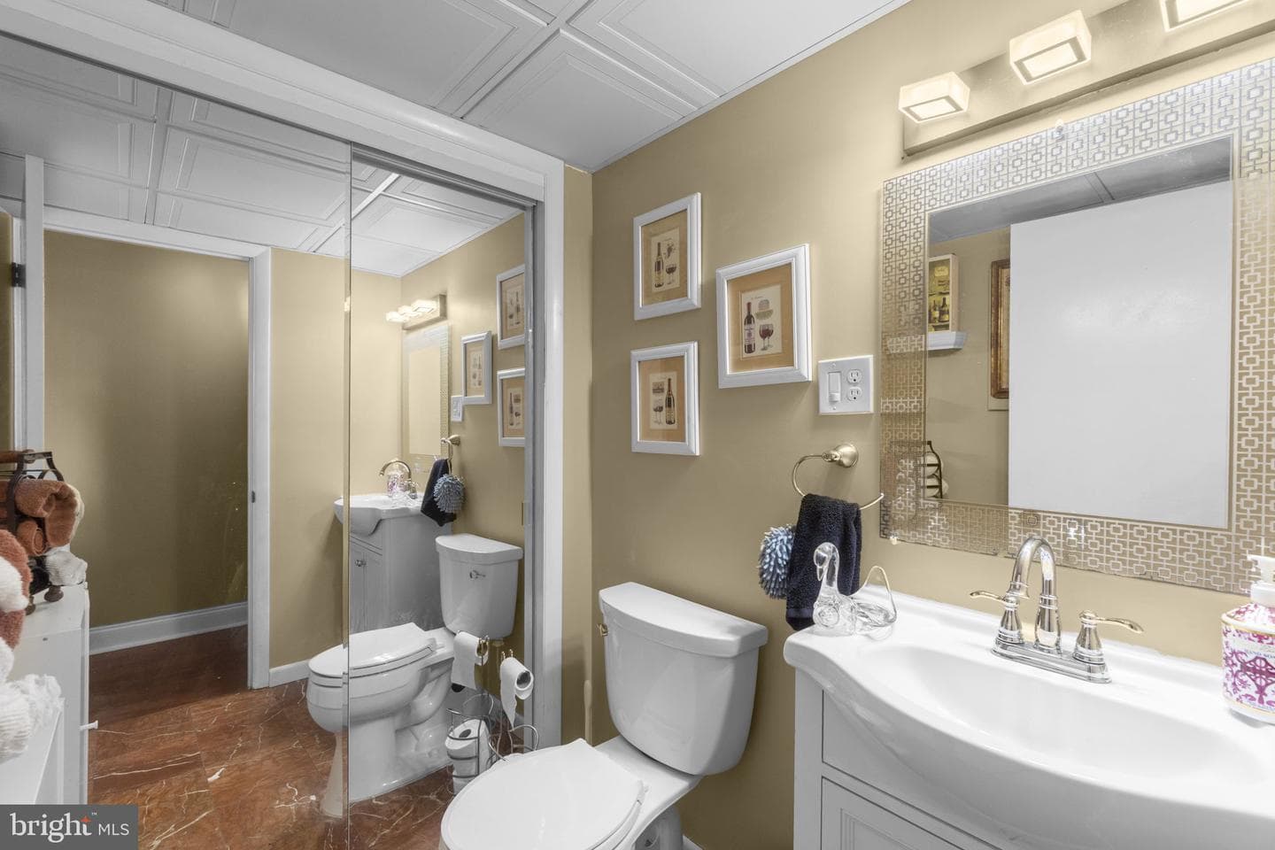 13724 Hillside Avenue photo 19