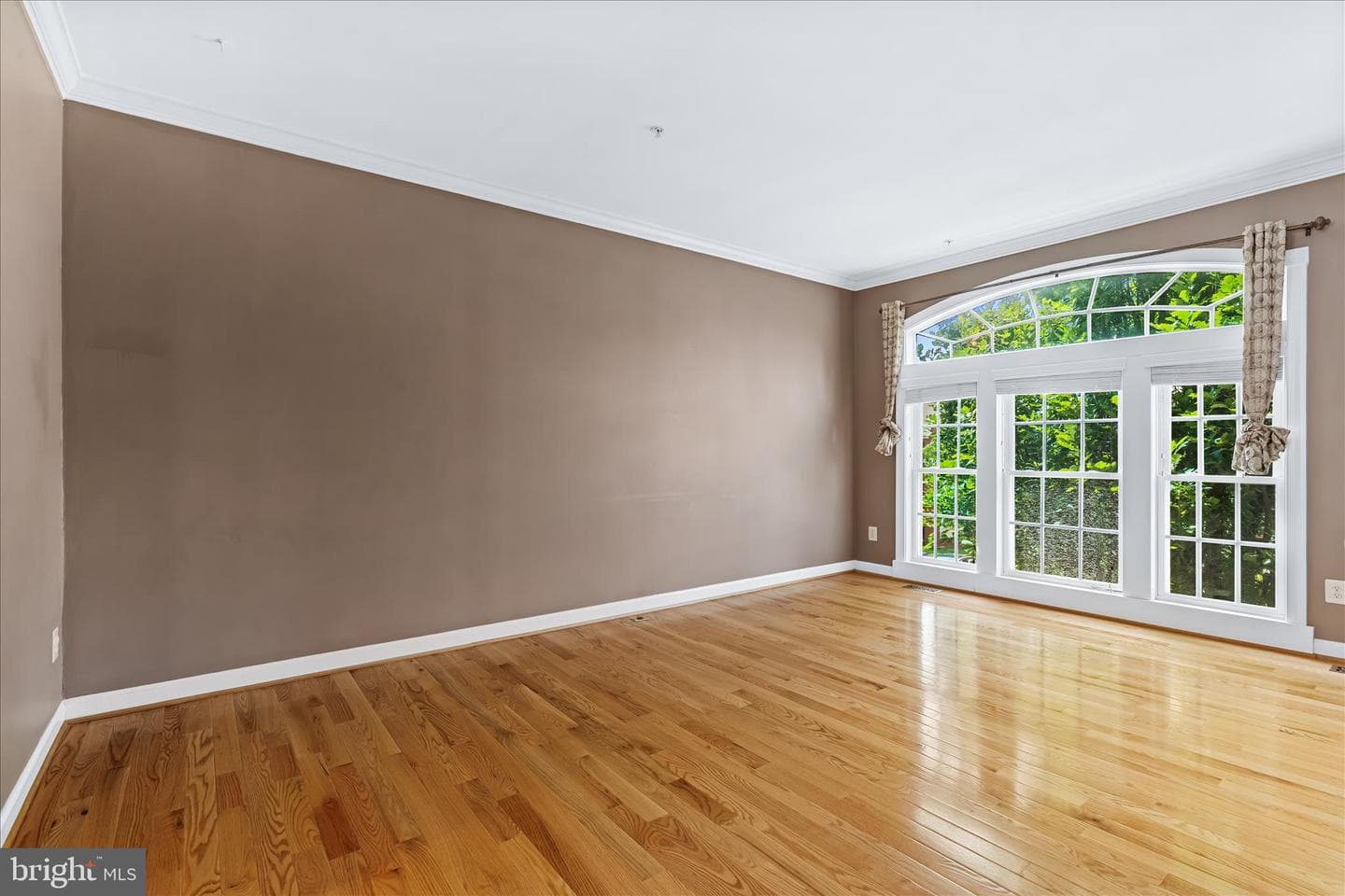 9393 Penrose Street photo 18