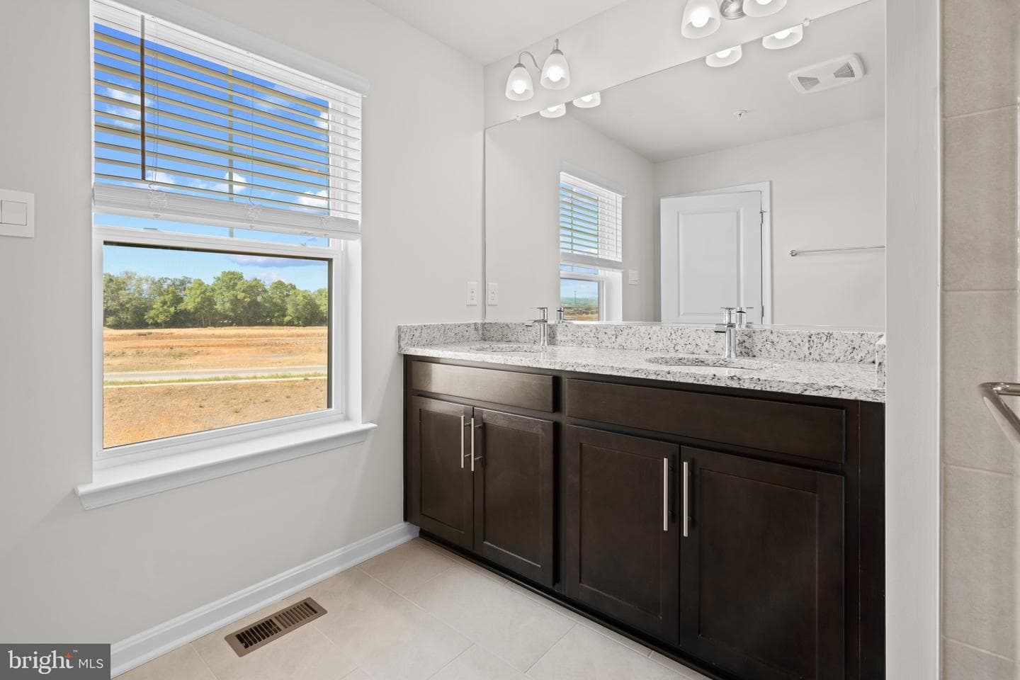 430 Ensemble Way photo 27