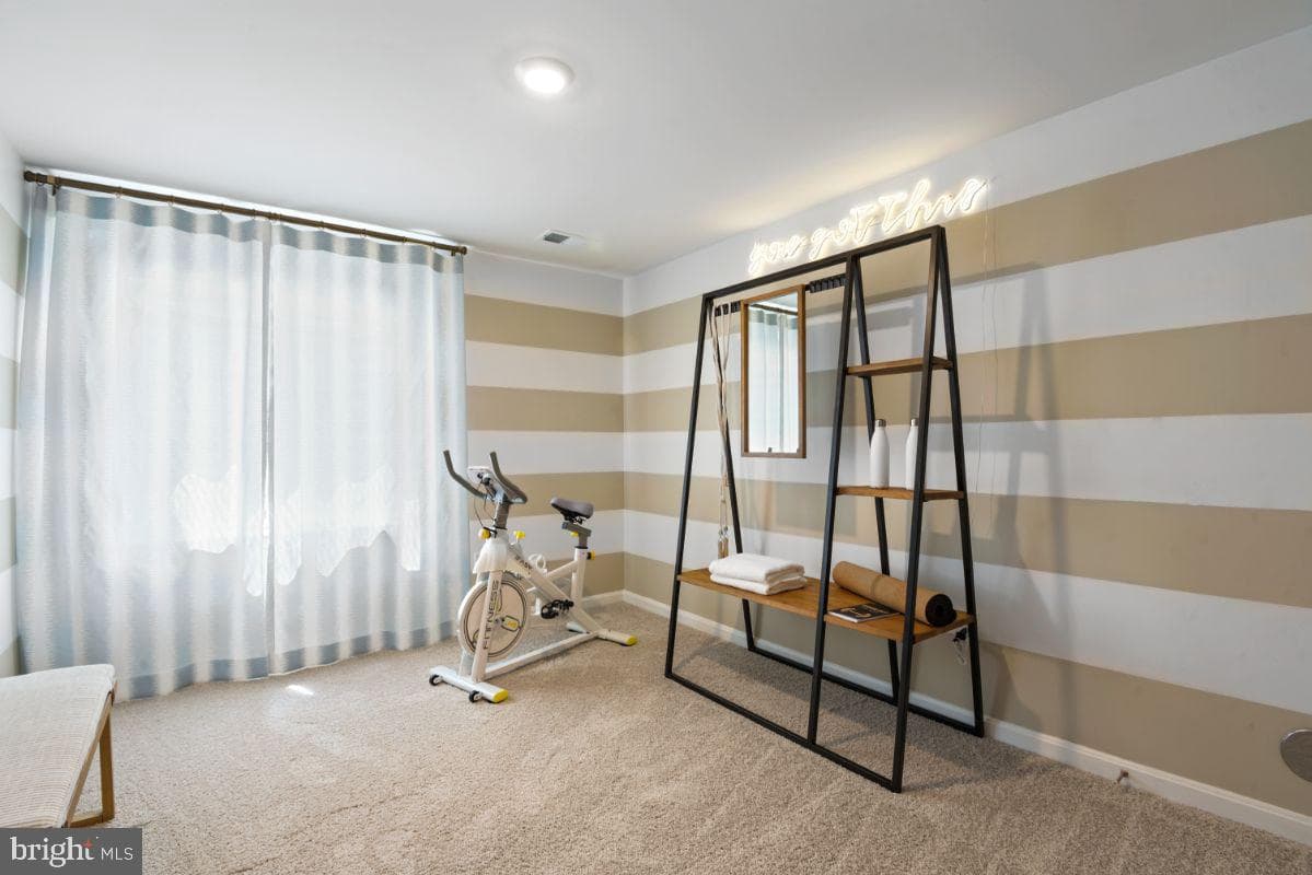 472 Ensemble Way photo 33