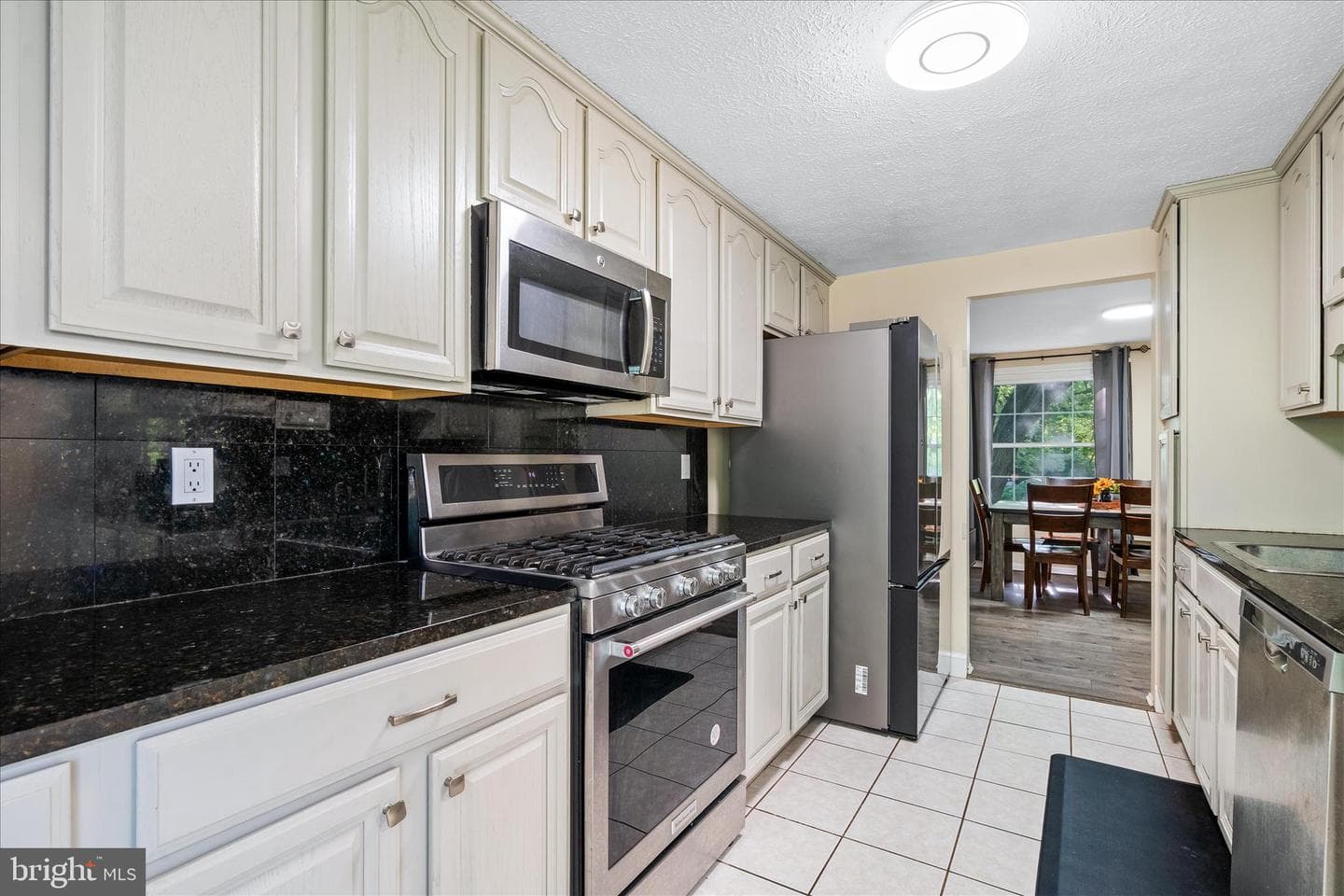 7014 Willow Tree Drive S photo 19