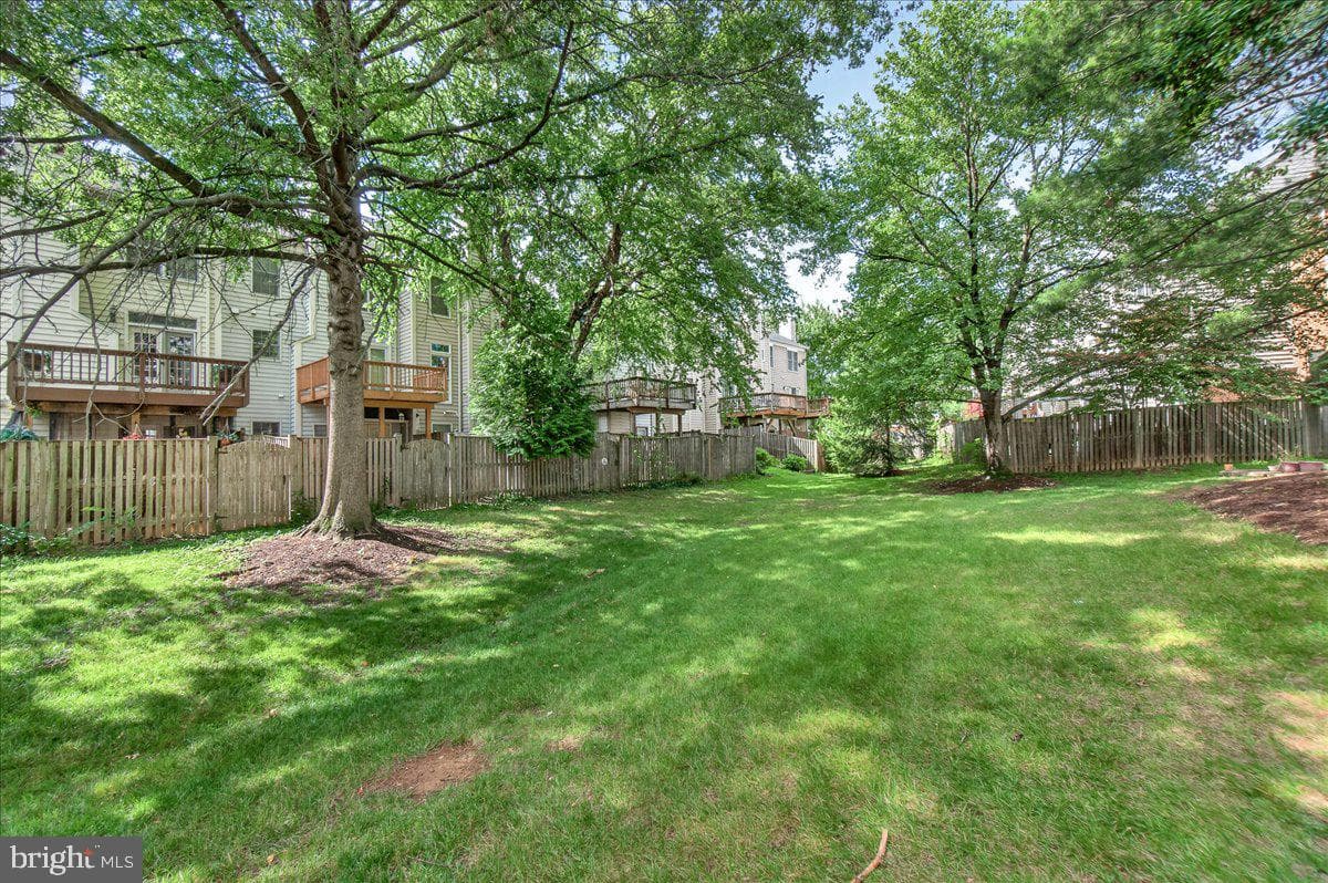 112 Toll House Court photo 46