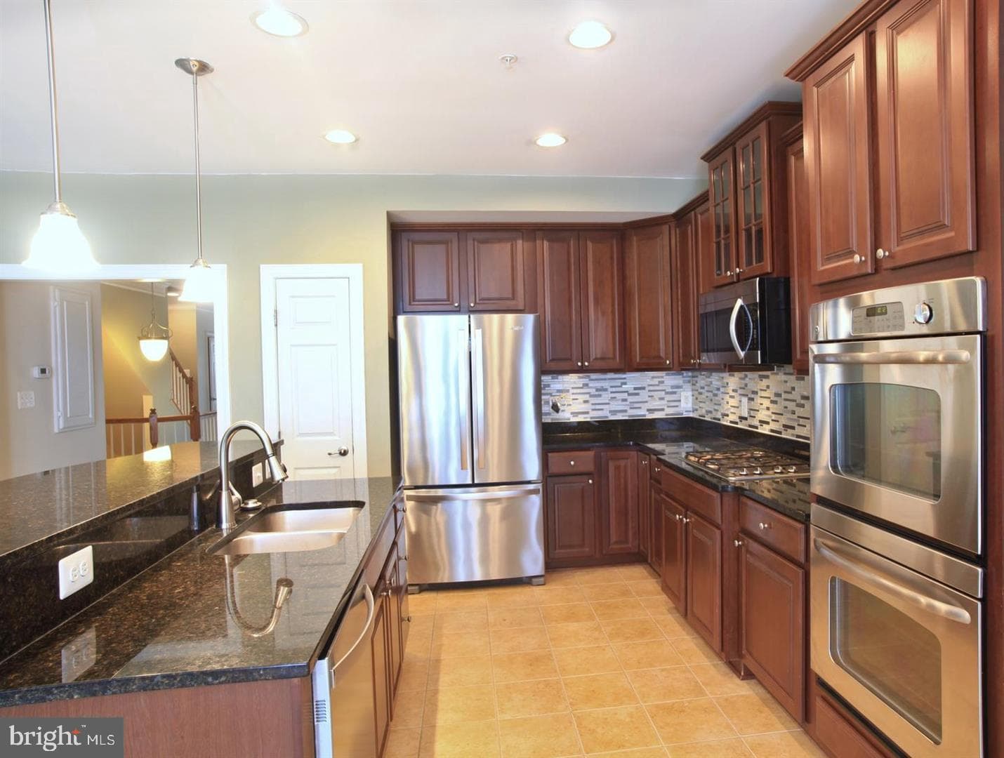 3671 Holborn Place photo 4