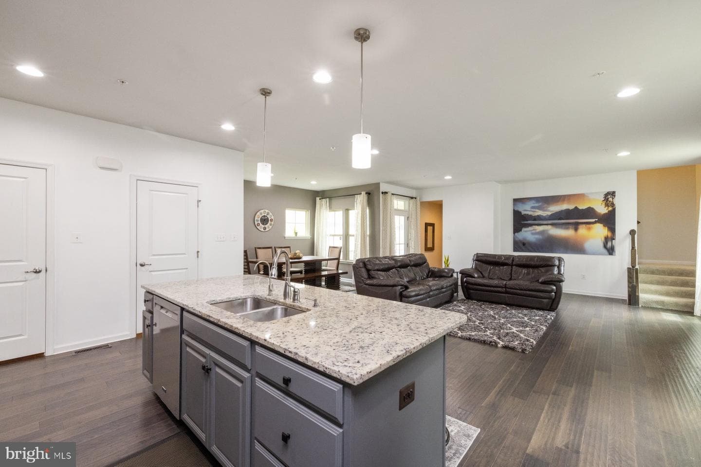 5861 Oakdale Village Road photo 5