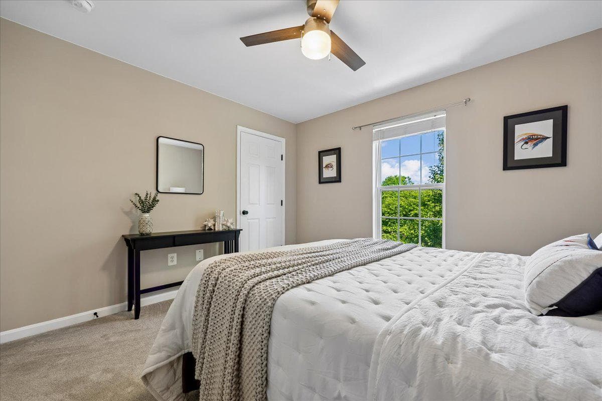 107 Redcloud Court photo 42