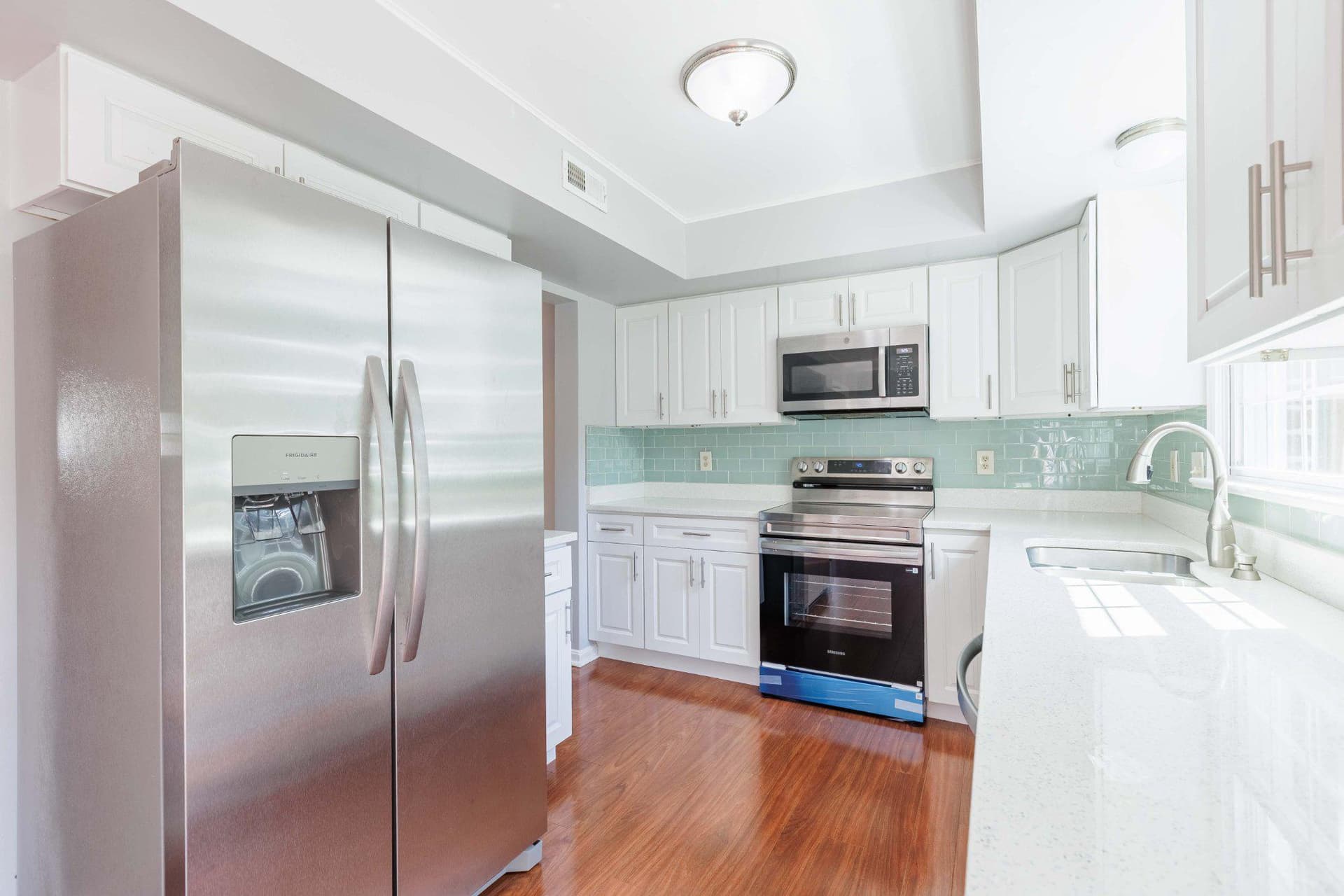 2433 Dunmore Court photo 10