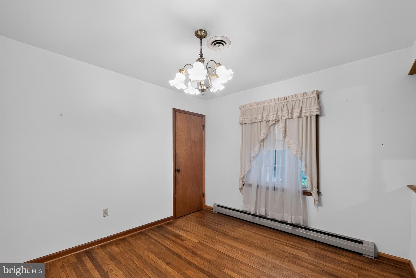 9810 Woodsboro Road photo 15