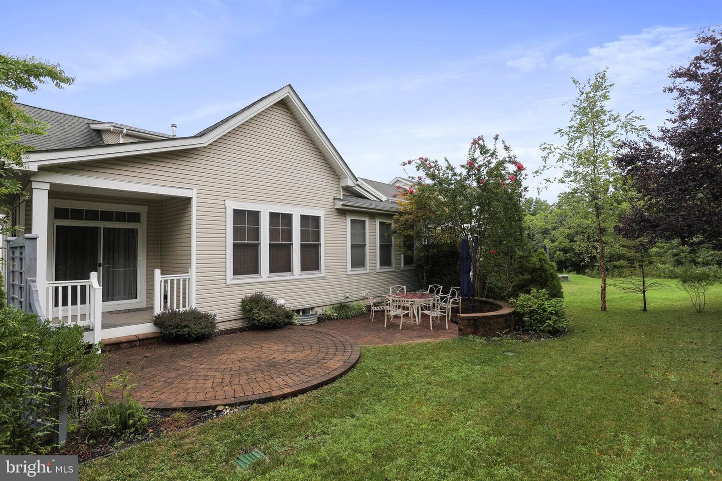 105 Spring Blossom Ln photo 41