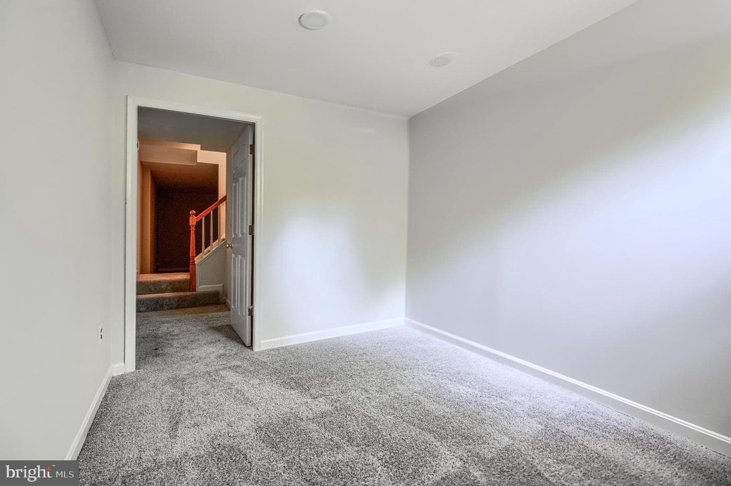 1002 Midvale Avenue photo 40