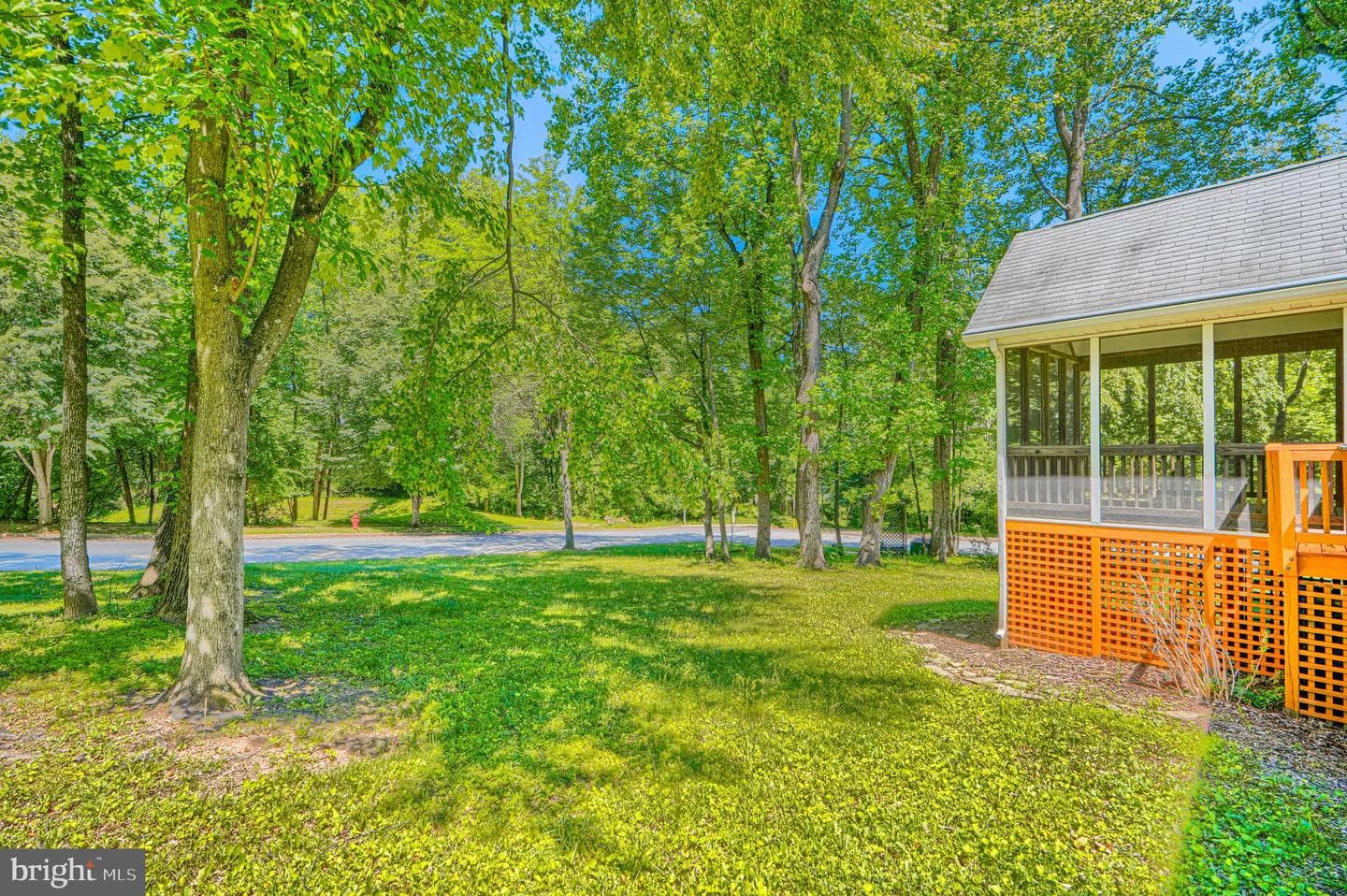 1002 Midvale Avenue photo 46