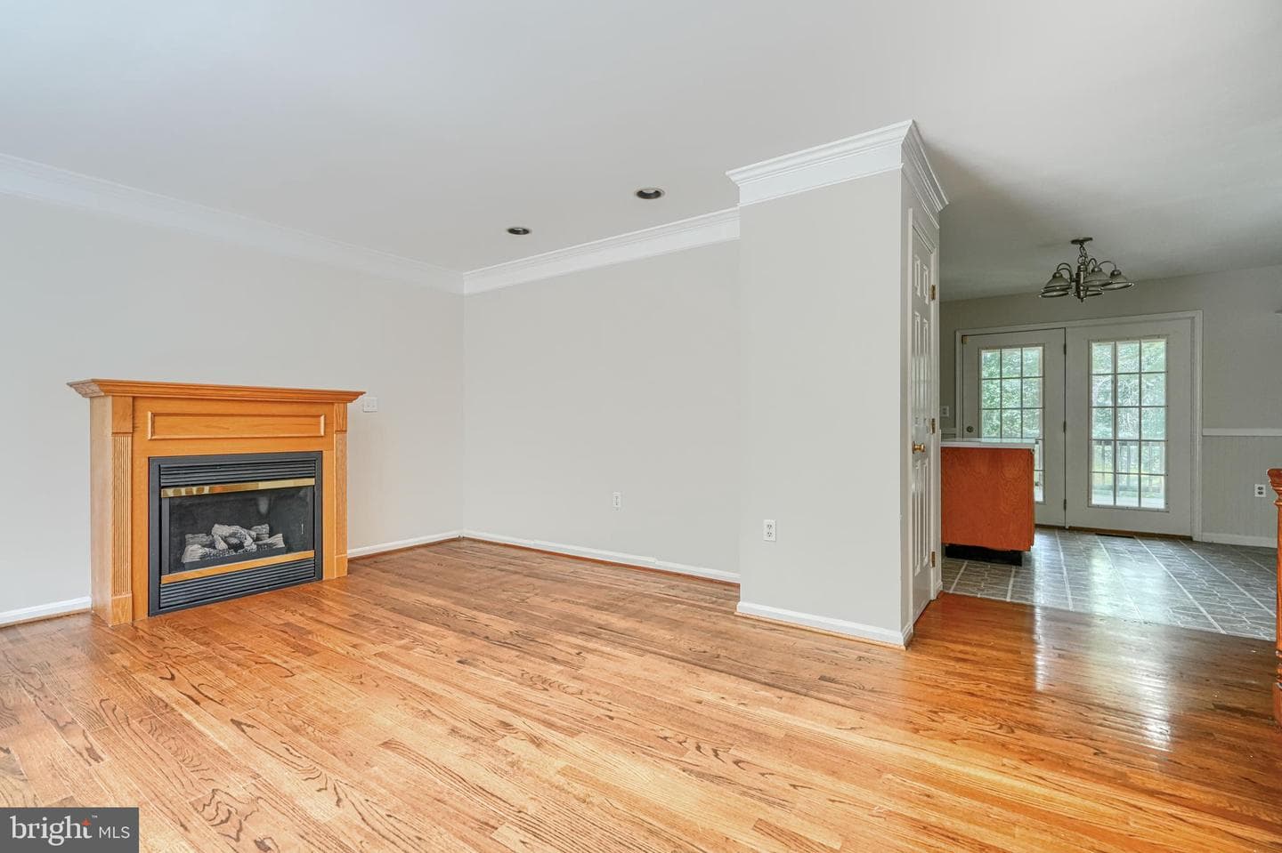 1002 Midvale Avenue photo 6