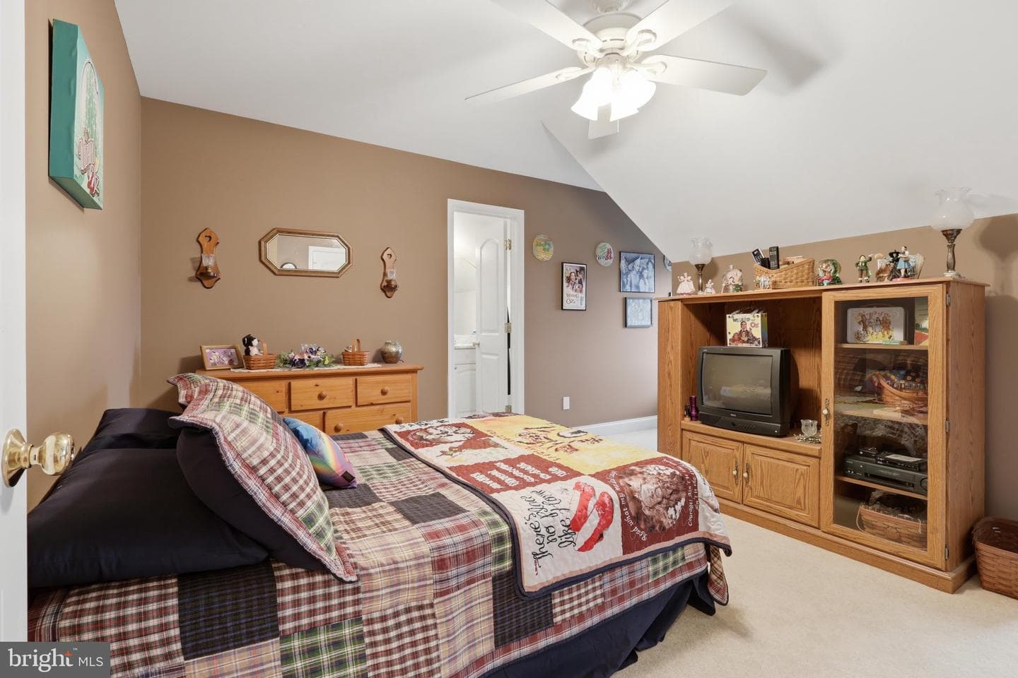 7020 Debold Road photo 33