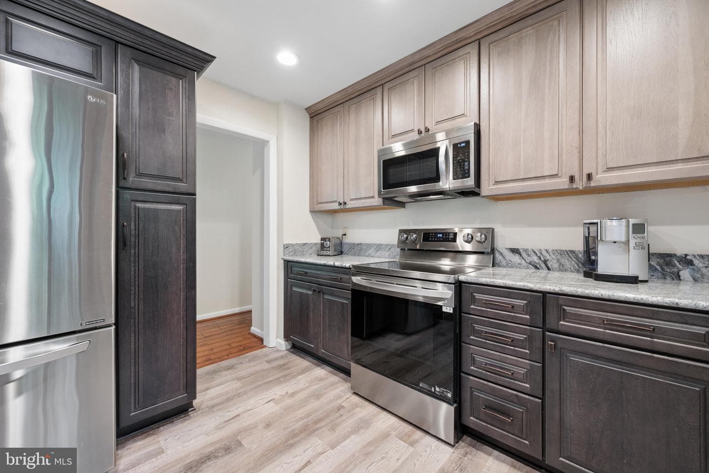 7004 Fox Chase Road photo 18