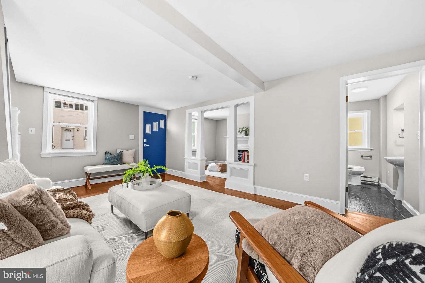 433 W South Street photo 4