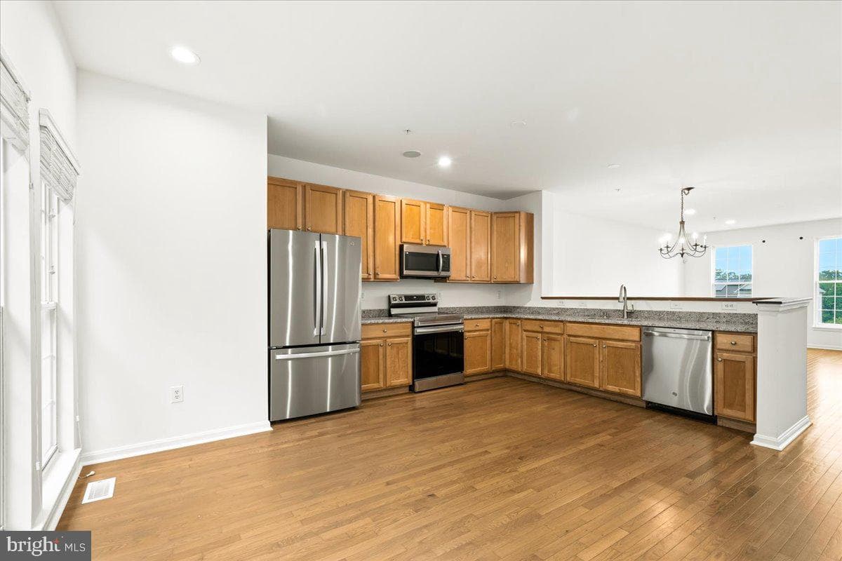 503 Sylvan Court photo 12