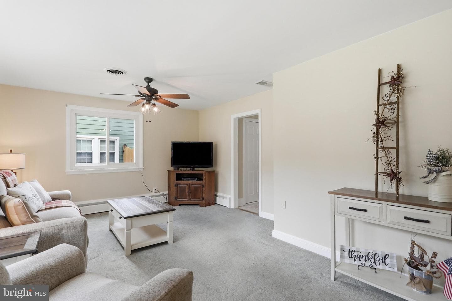 206 W 12th Street photo 4