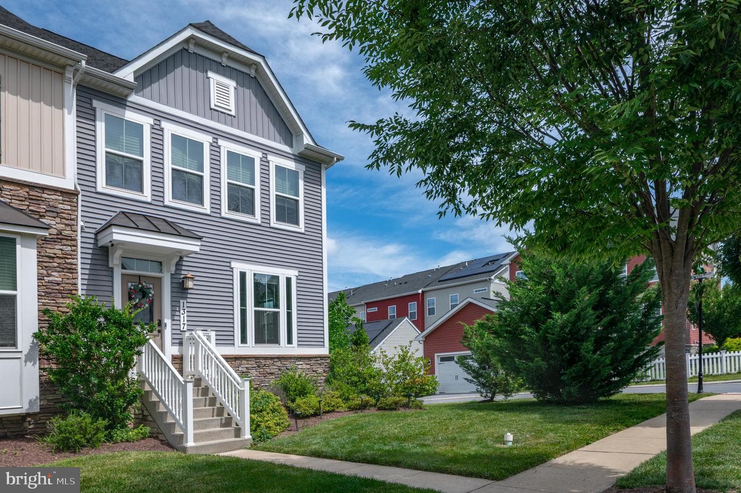 1317 Scheer Street photo 3