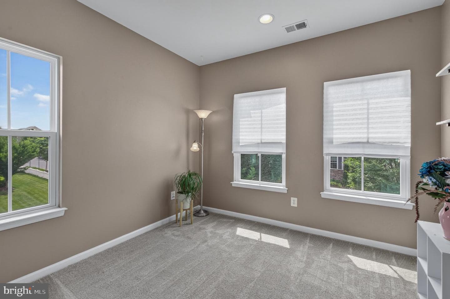 1317 Scheer Street photo 32